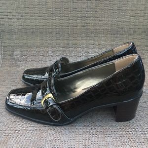 Liz Claiborne Jester Buckle Strap Brown Loafer 9 M